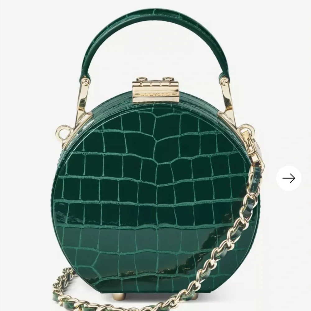 Aspinal of London Hat Box Micro crocodile-embossed patent leathers - Picture 5 of 15